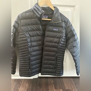 Woman’s Patagonia Nano Puff black medium Winter Jacket